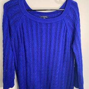 American Eagle Women's Blue Sweater